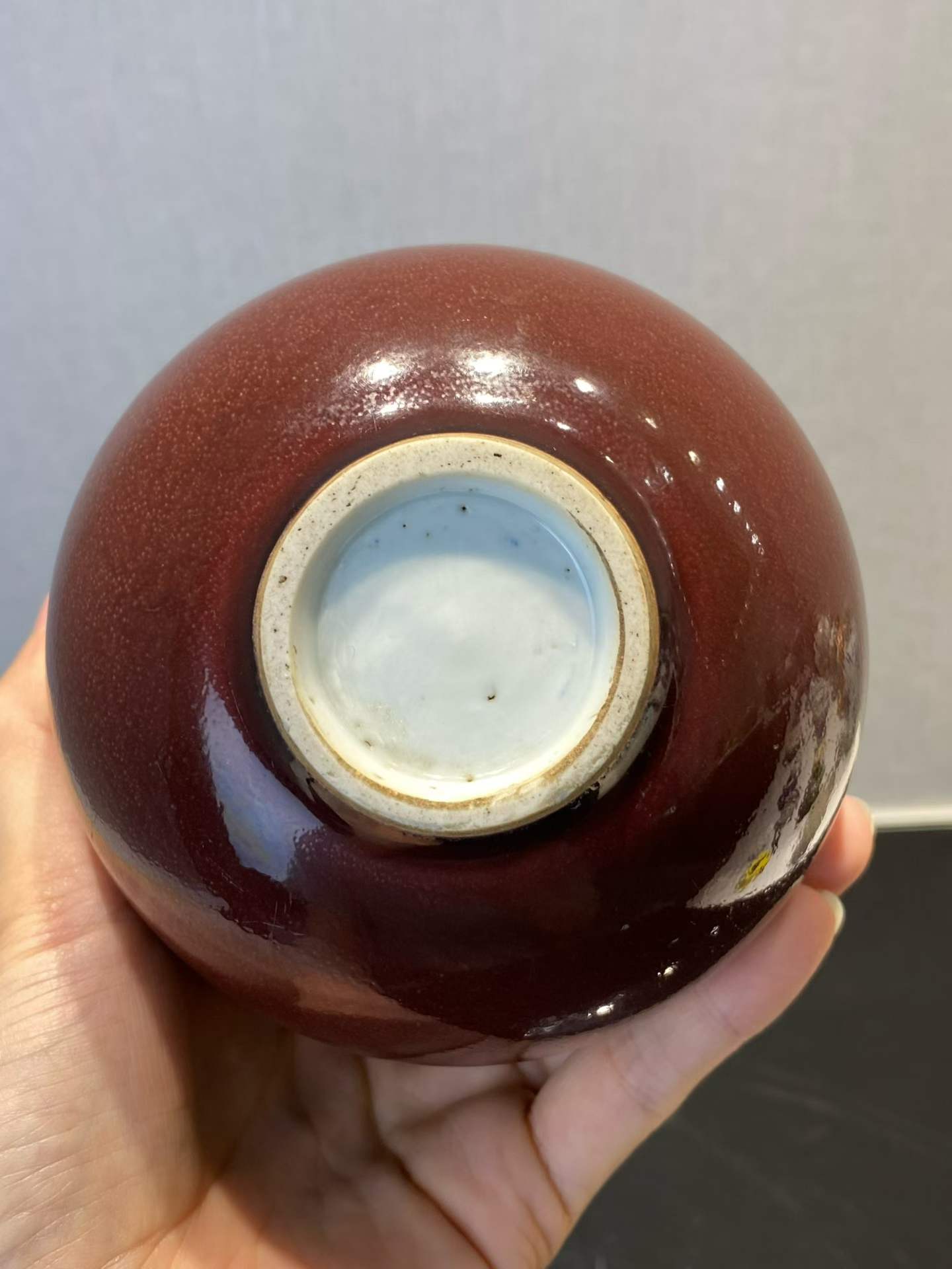 祭红釉长颈瓶