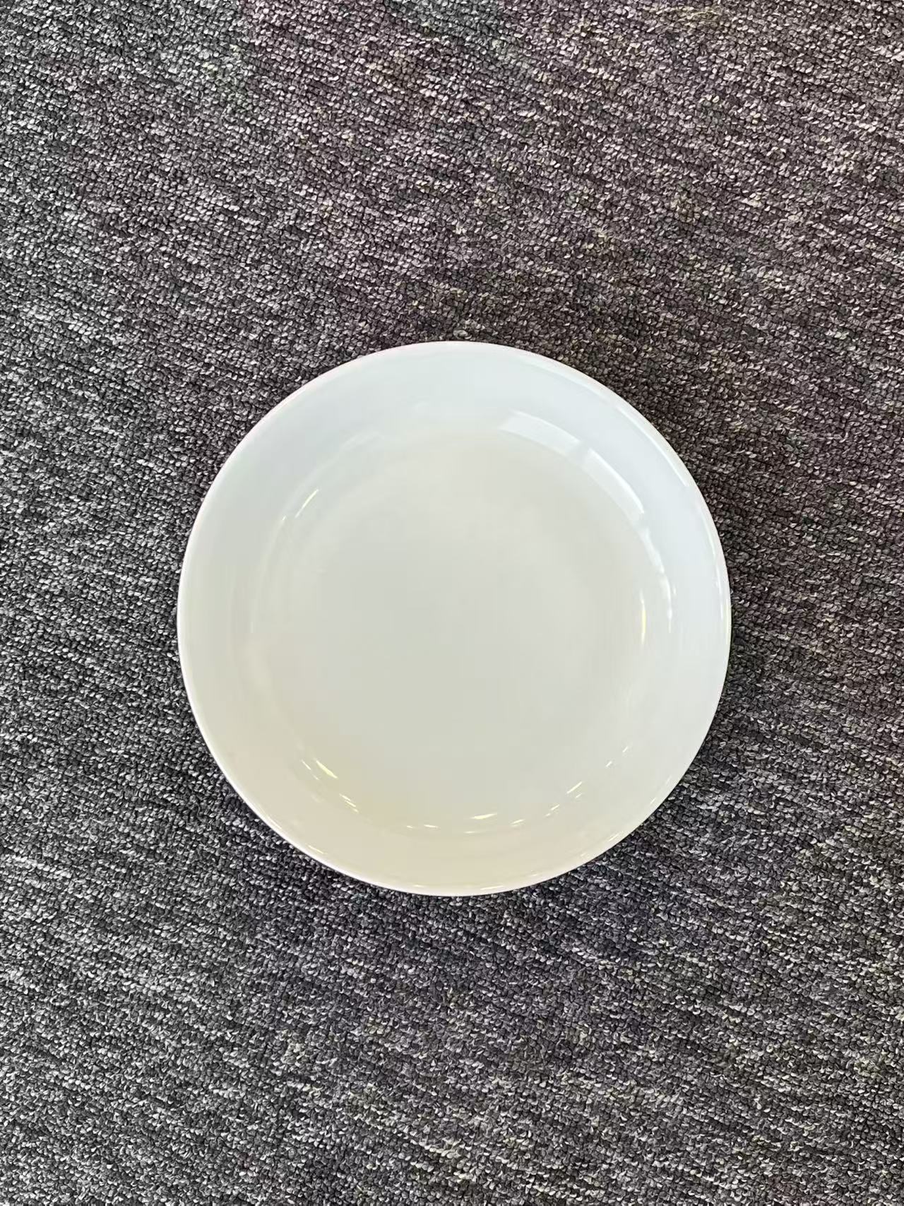 大清雍正胭脂红釉盘