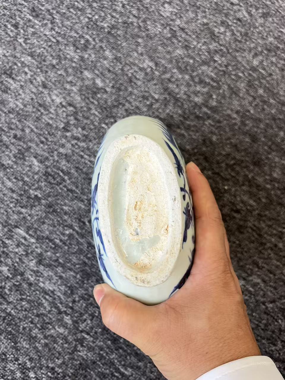 青花龙鳞凤纹凤首执壶一对