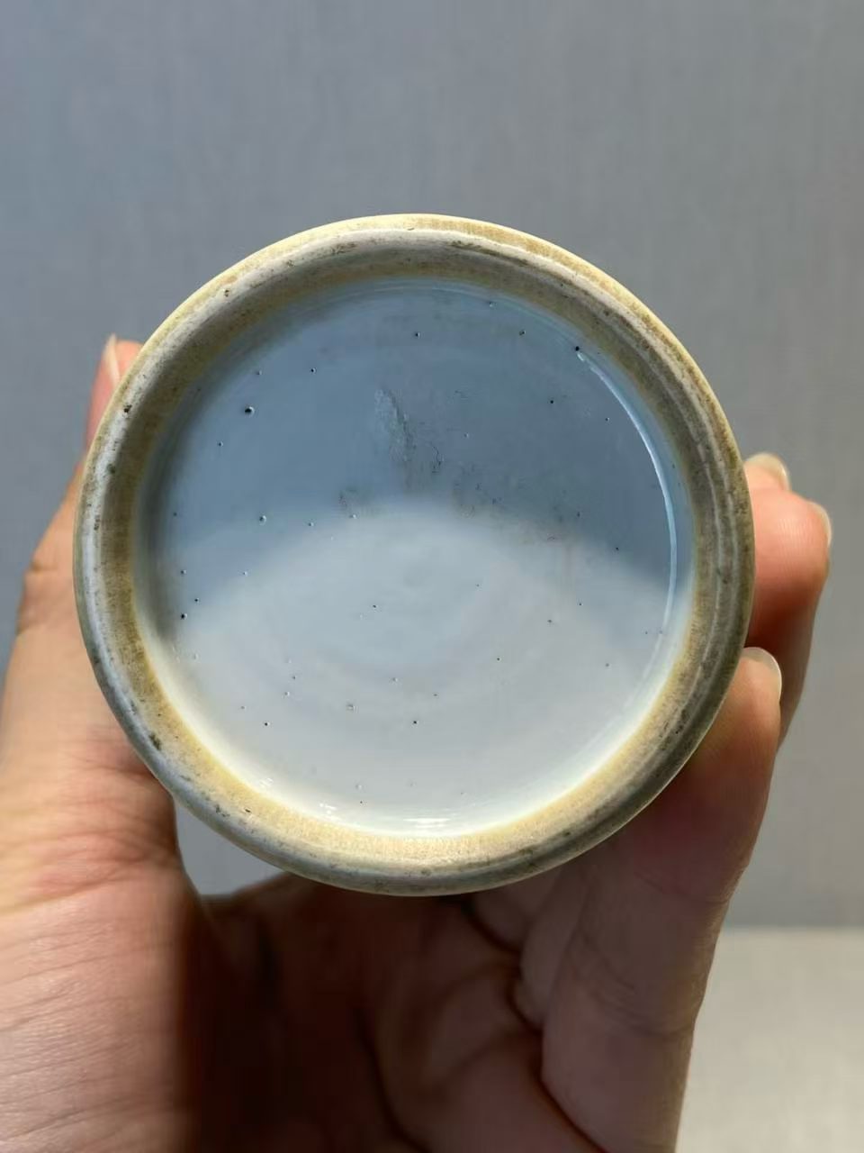 粉彩高士图笔筒