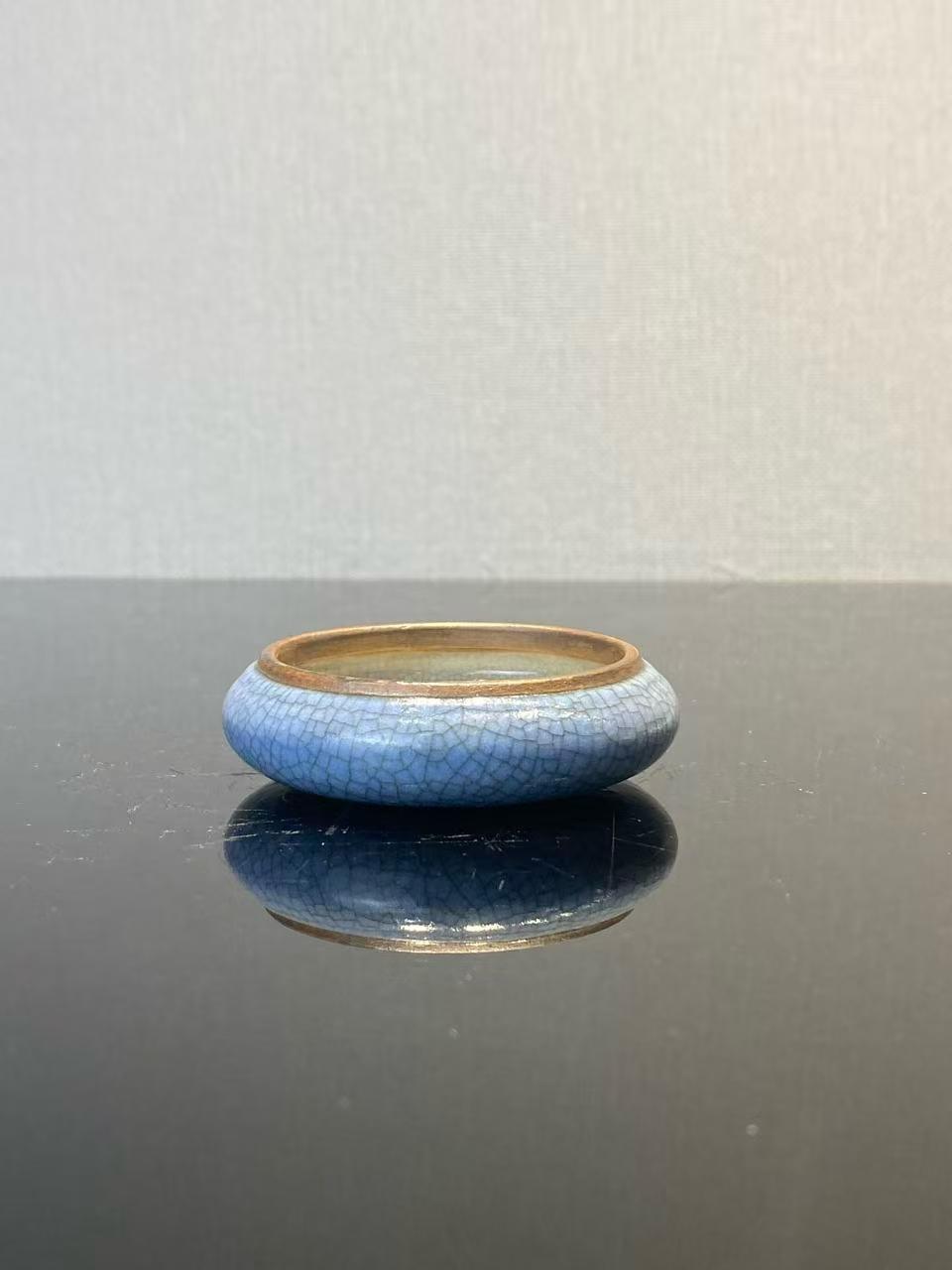 天蓝釉冰片纹镗锣洗