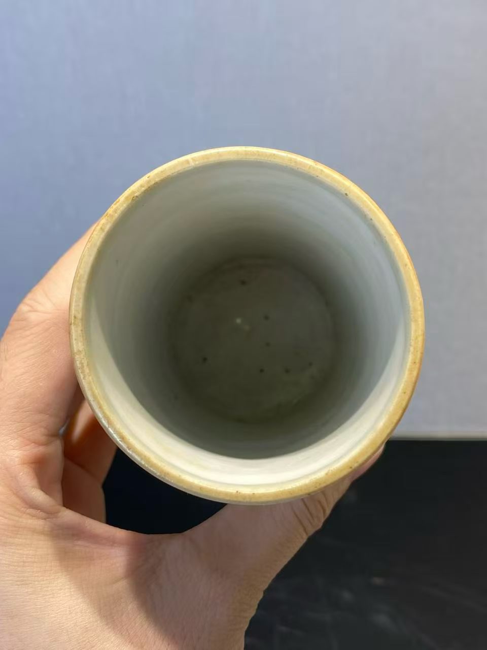 粉彩天官赐福笔筒