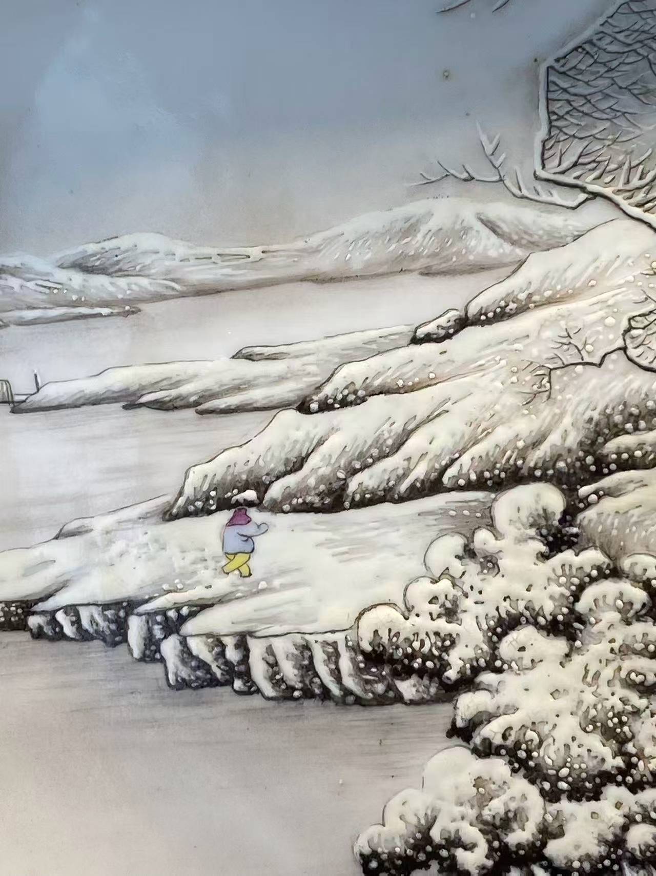 粉彩雪景图大盘