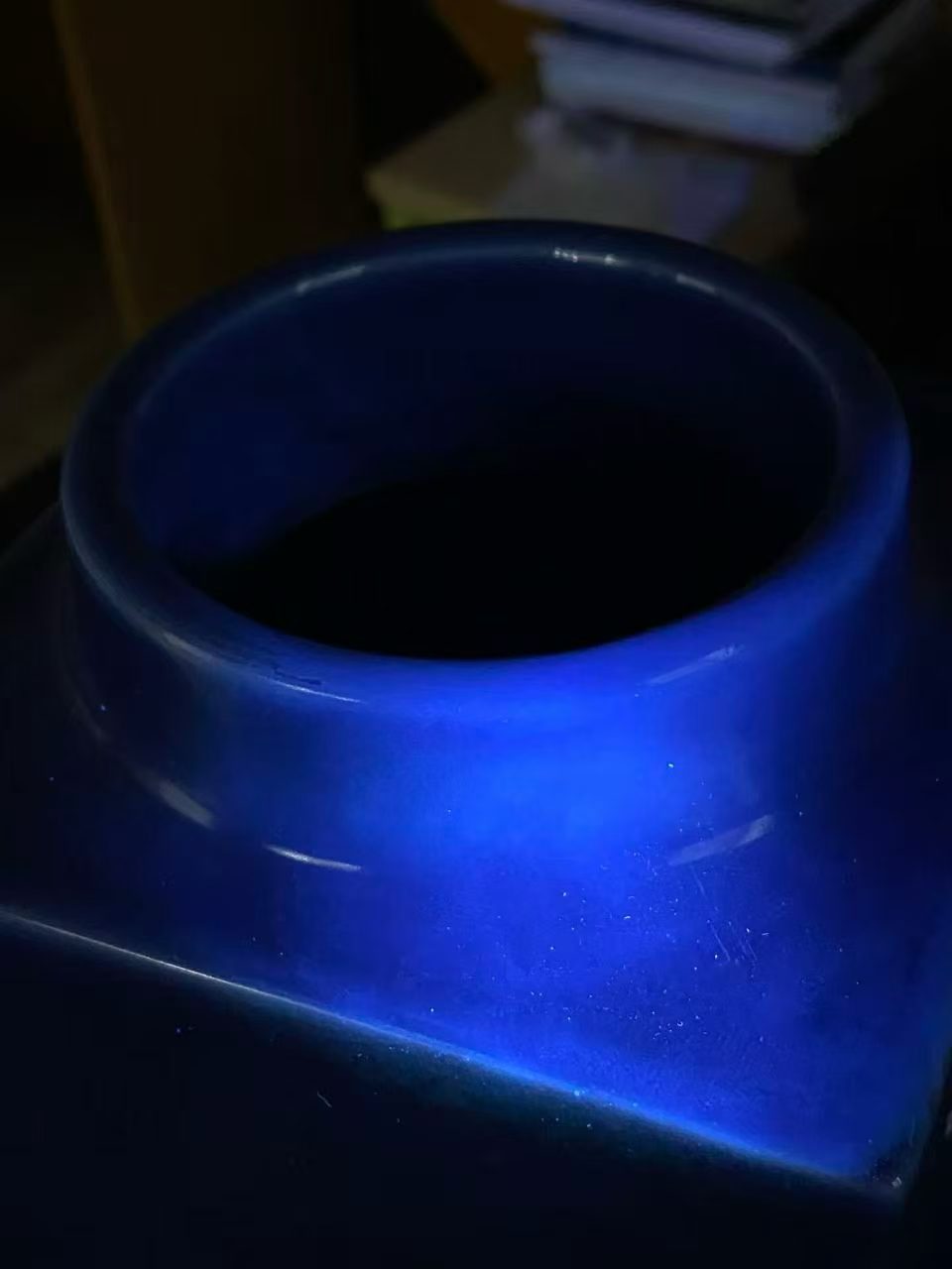 蓝釉象耳琮式瓶