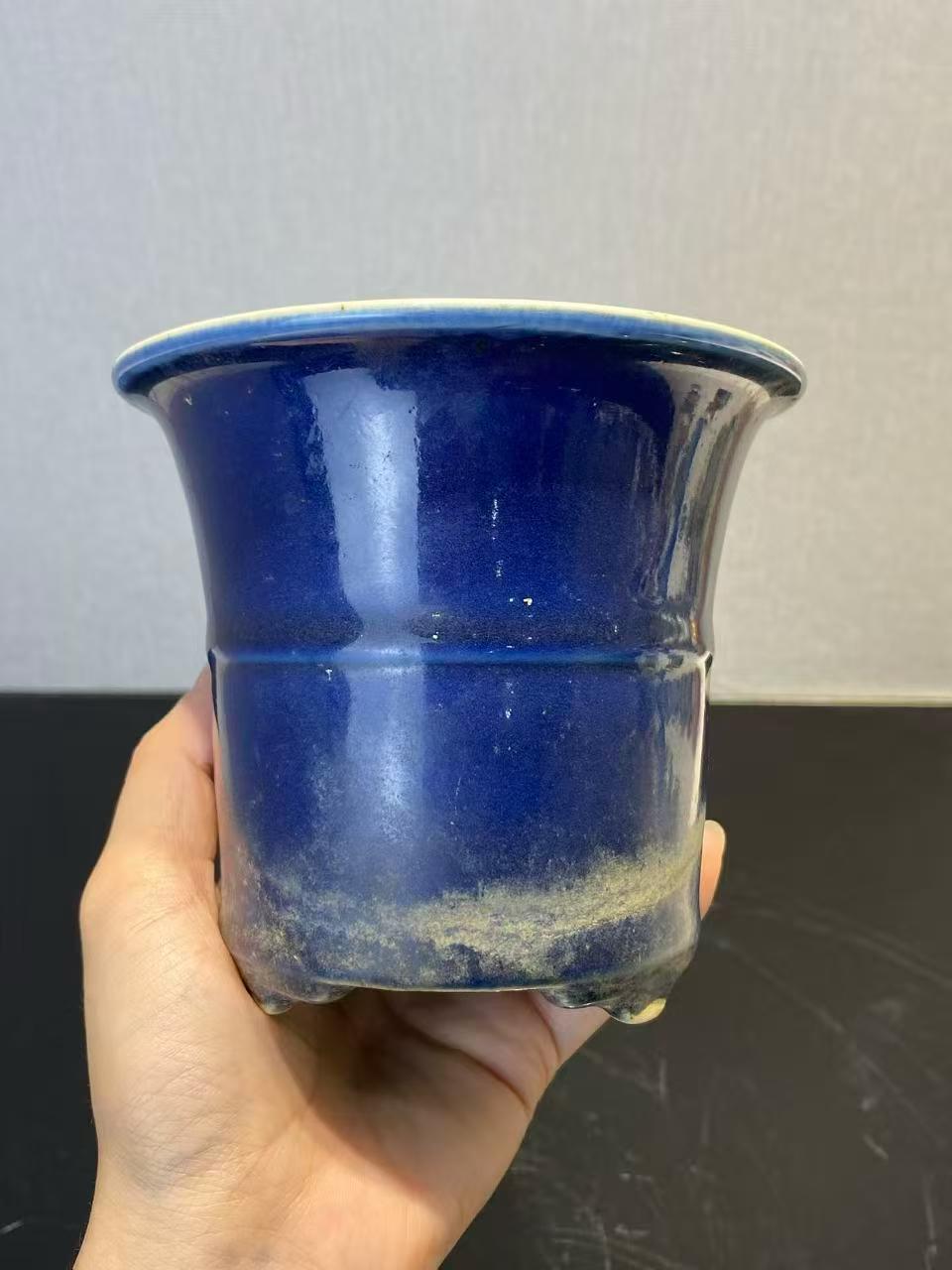 霁蓝釉花盆