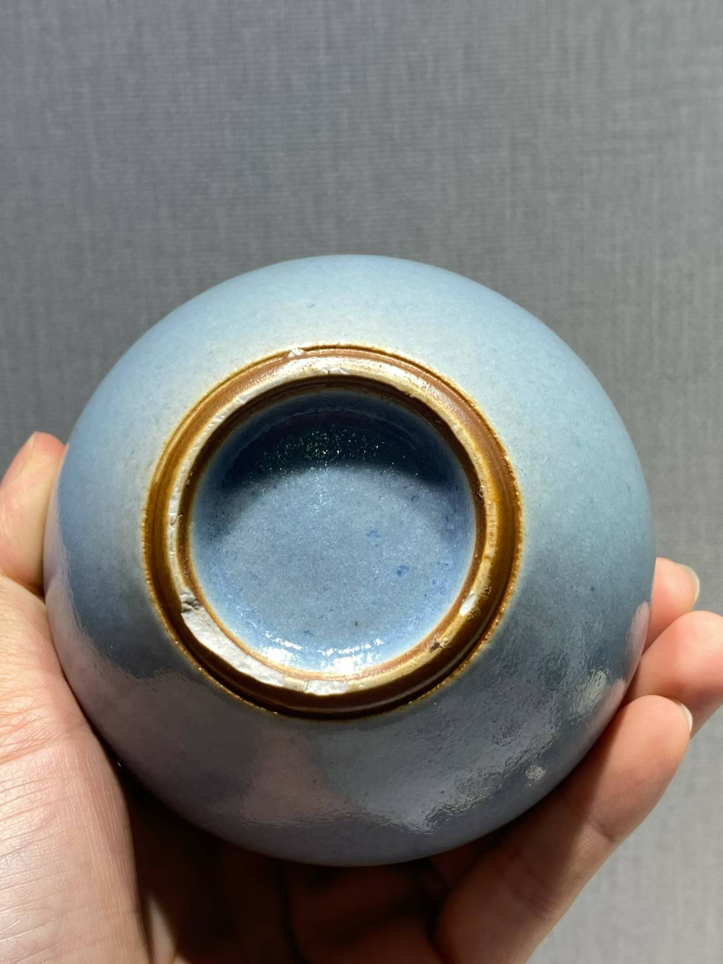 仿汝釉天球瓶