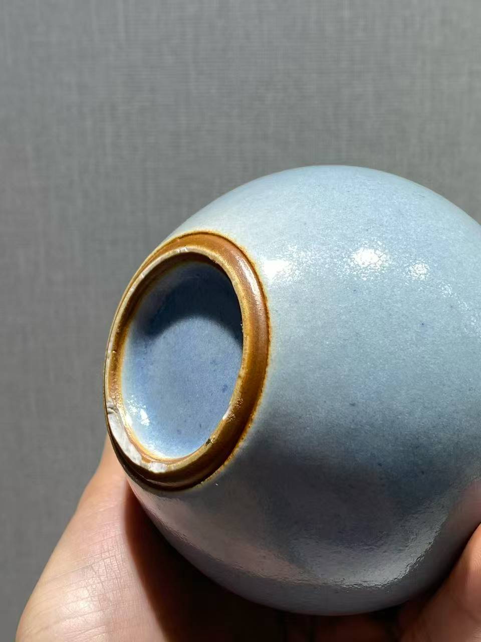 仿汝釉天球瓶
