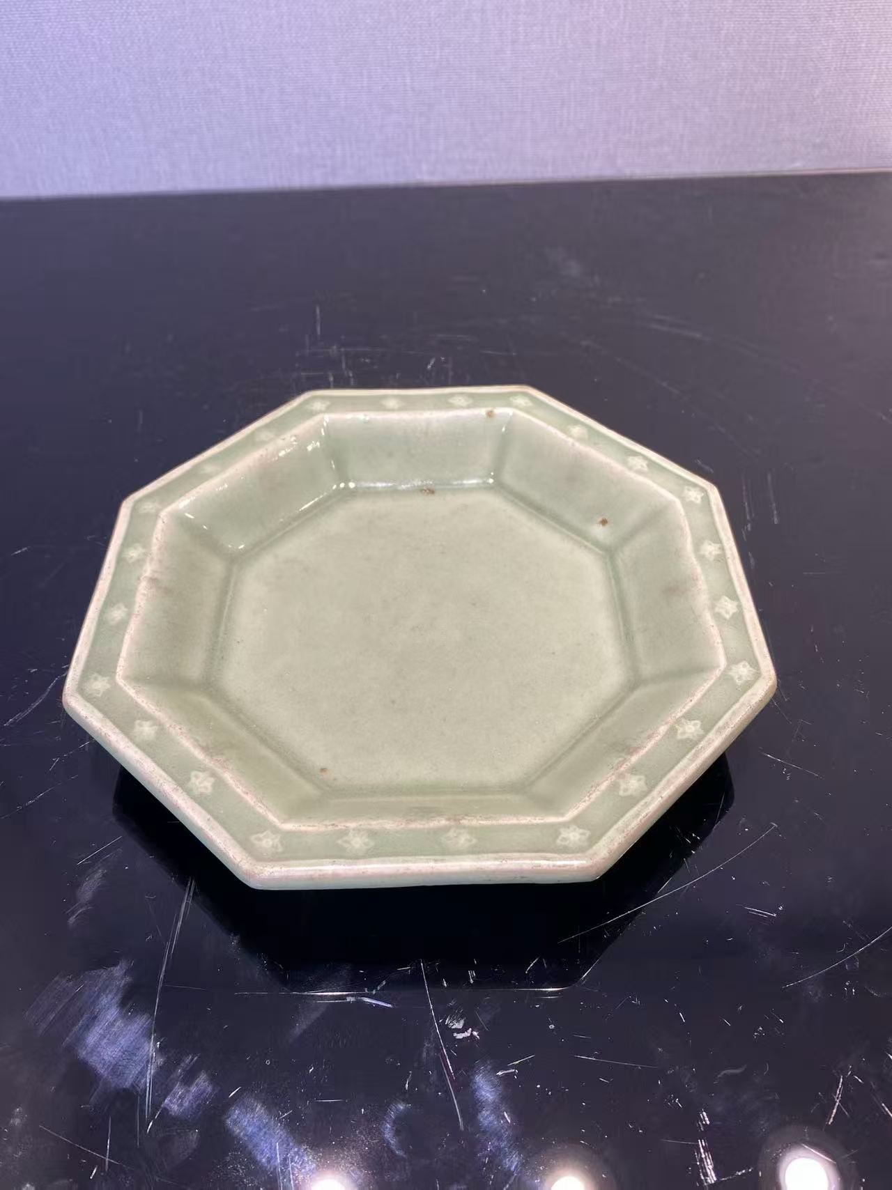 龙泉窑八方盘