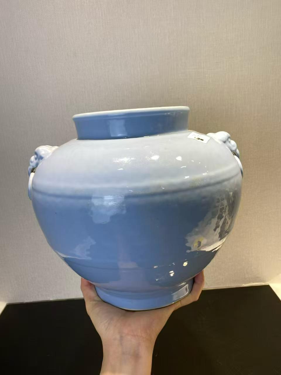 天蓝釉铺首尊