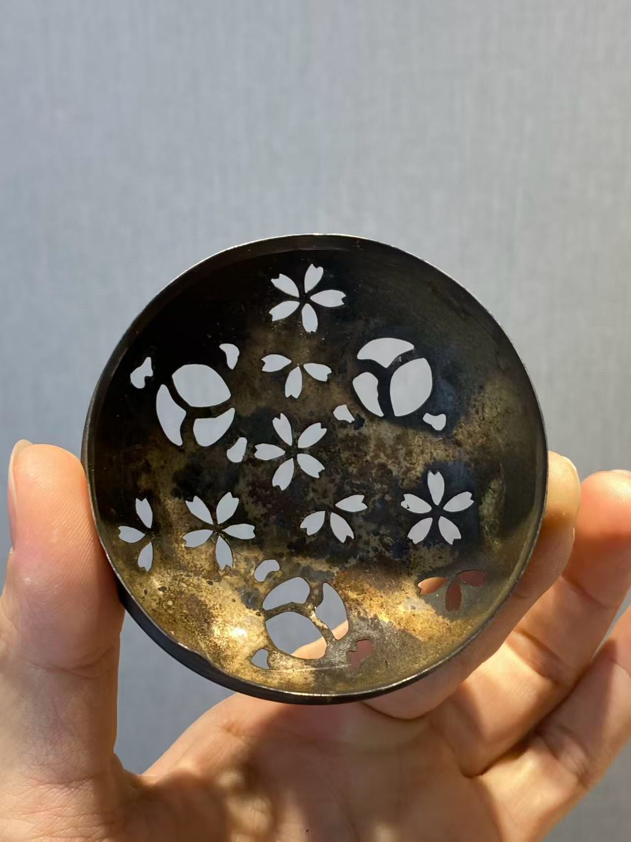 龙泉窑青釉香炉