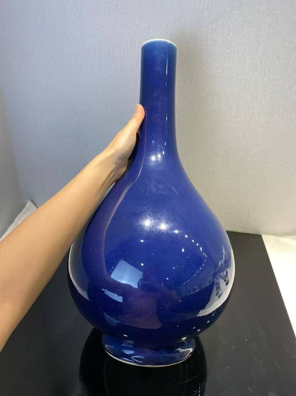 霁蓝釉大锥把瓶