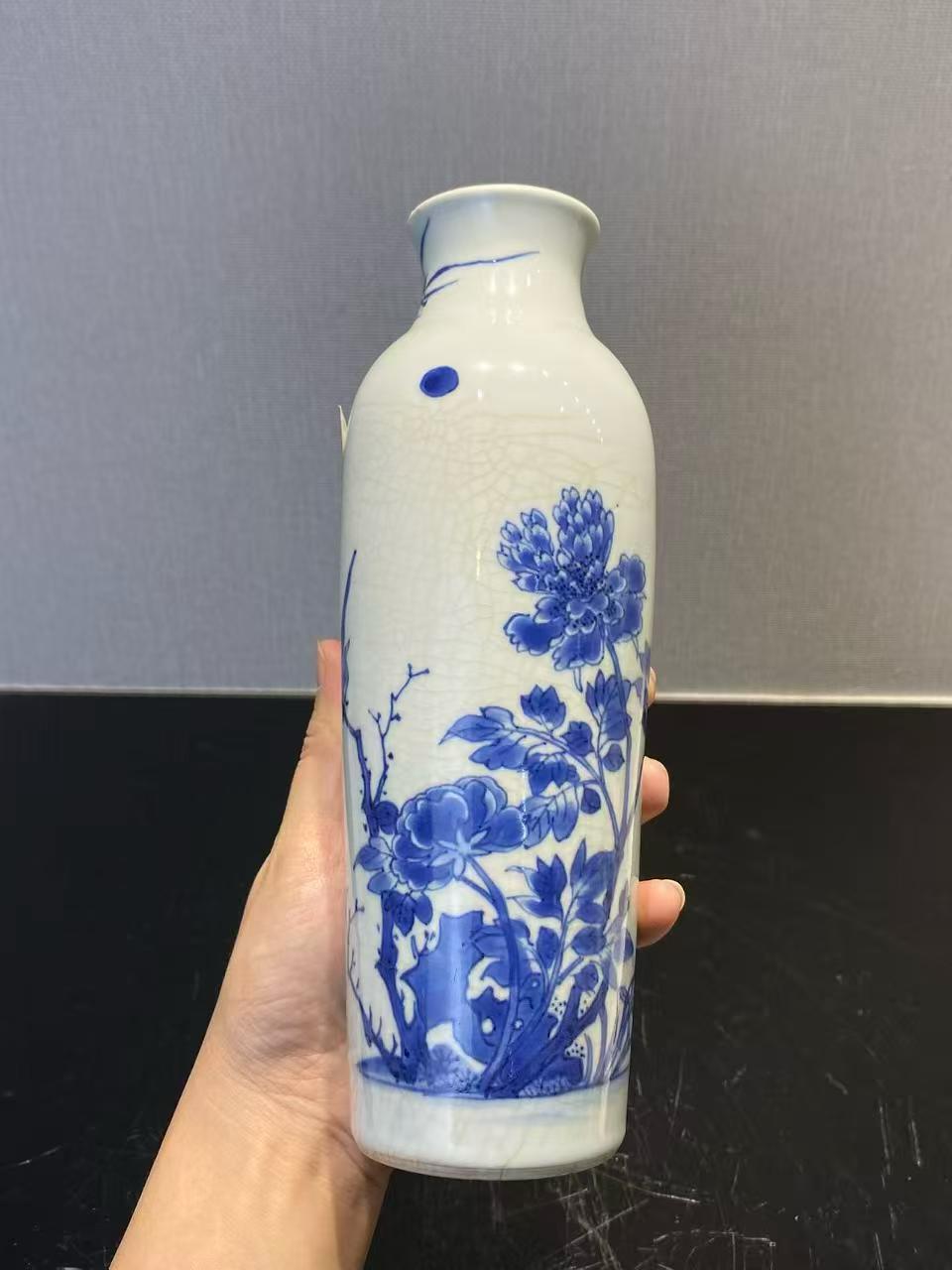 青花花鸟纹筒瓶