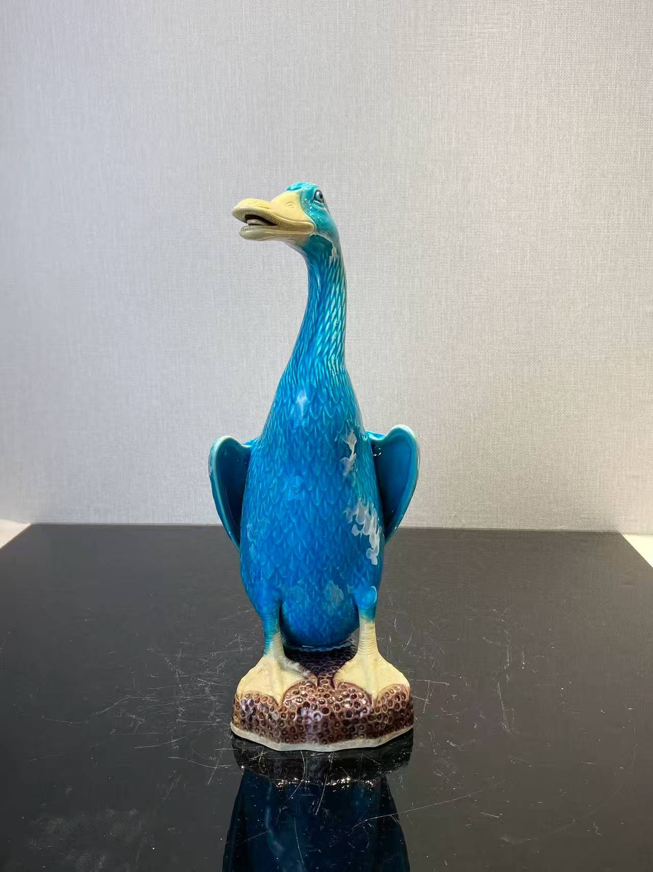 蓝釉仿生瓷鸭