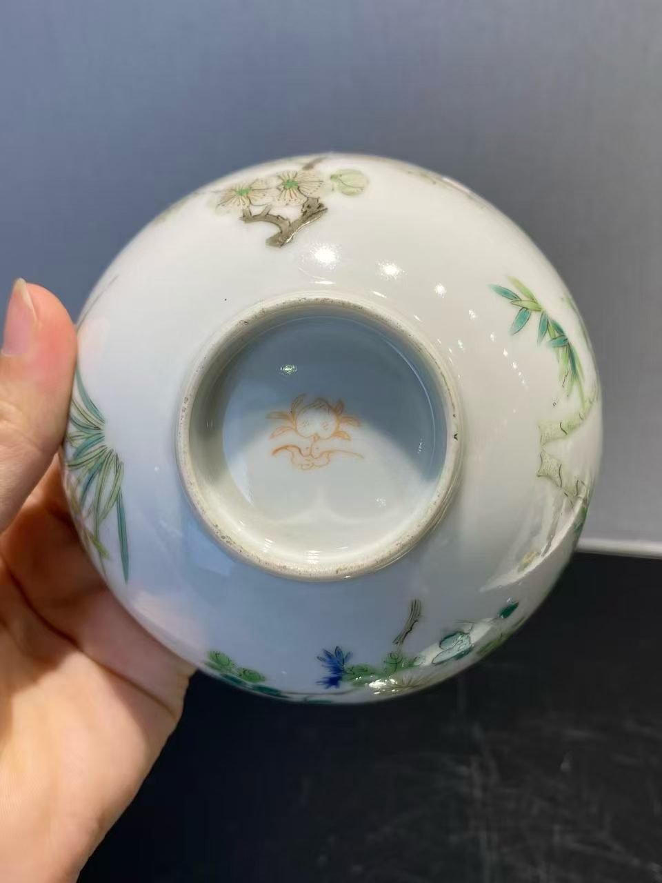 粉彩四季花卉纹碗一对