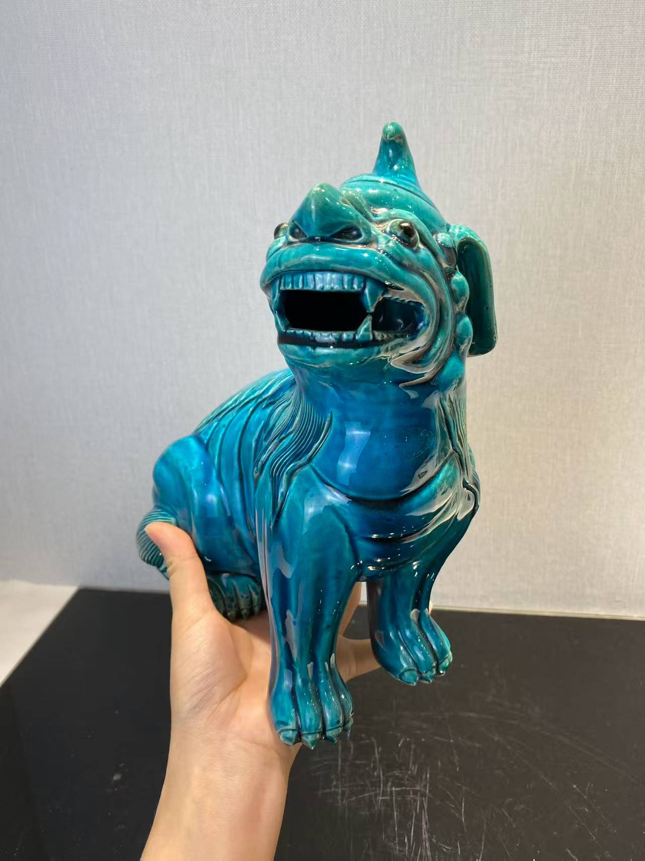 孔雀蓝釉独角兽香薰