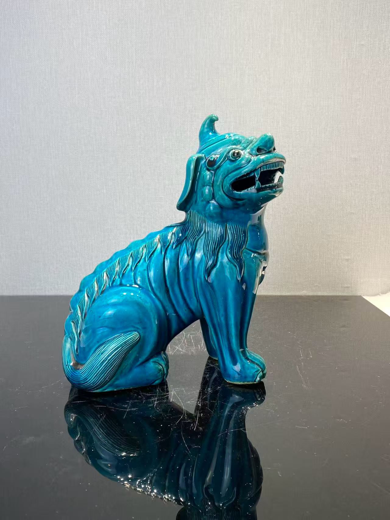 孔雀蓝釉独角兽香薰