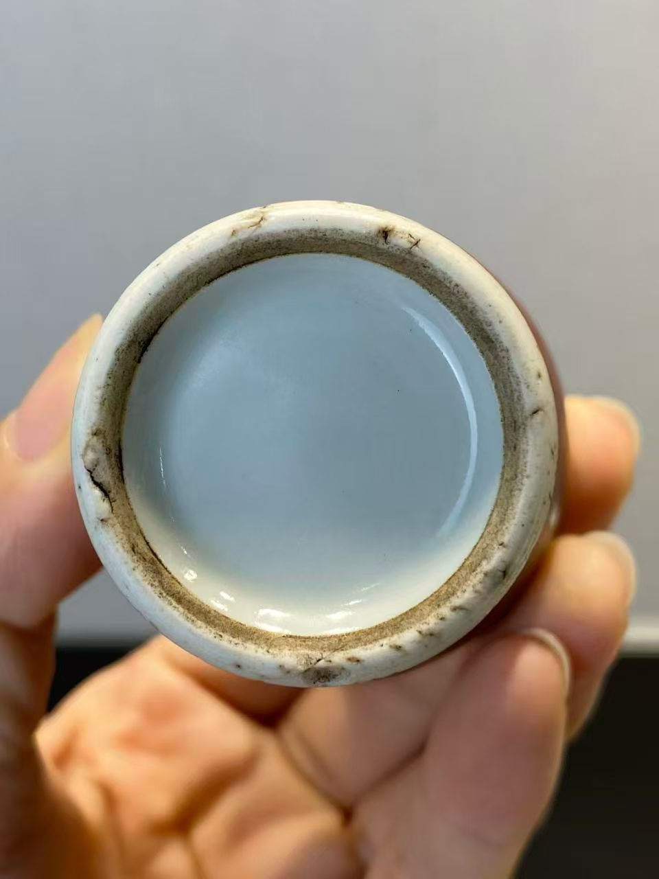 豇豆红釉小梅瓶