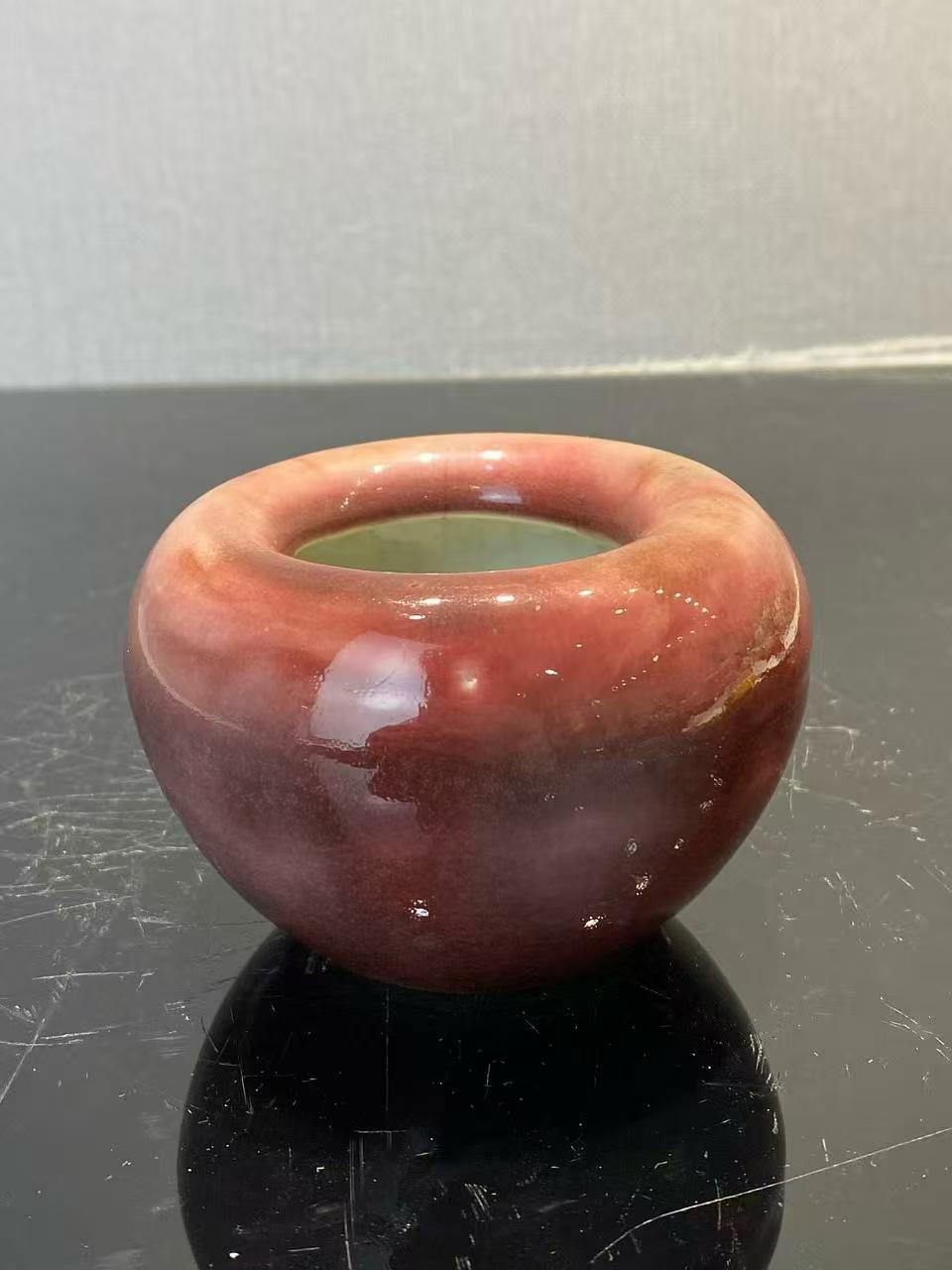 豇豆红釉苹果尊