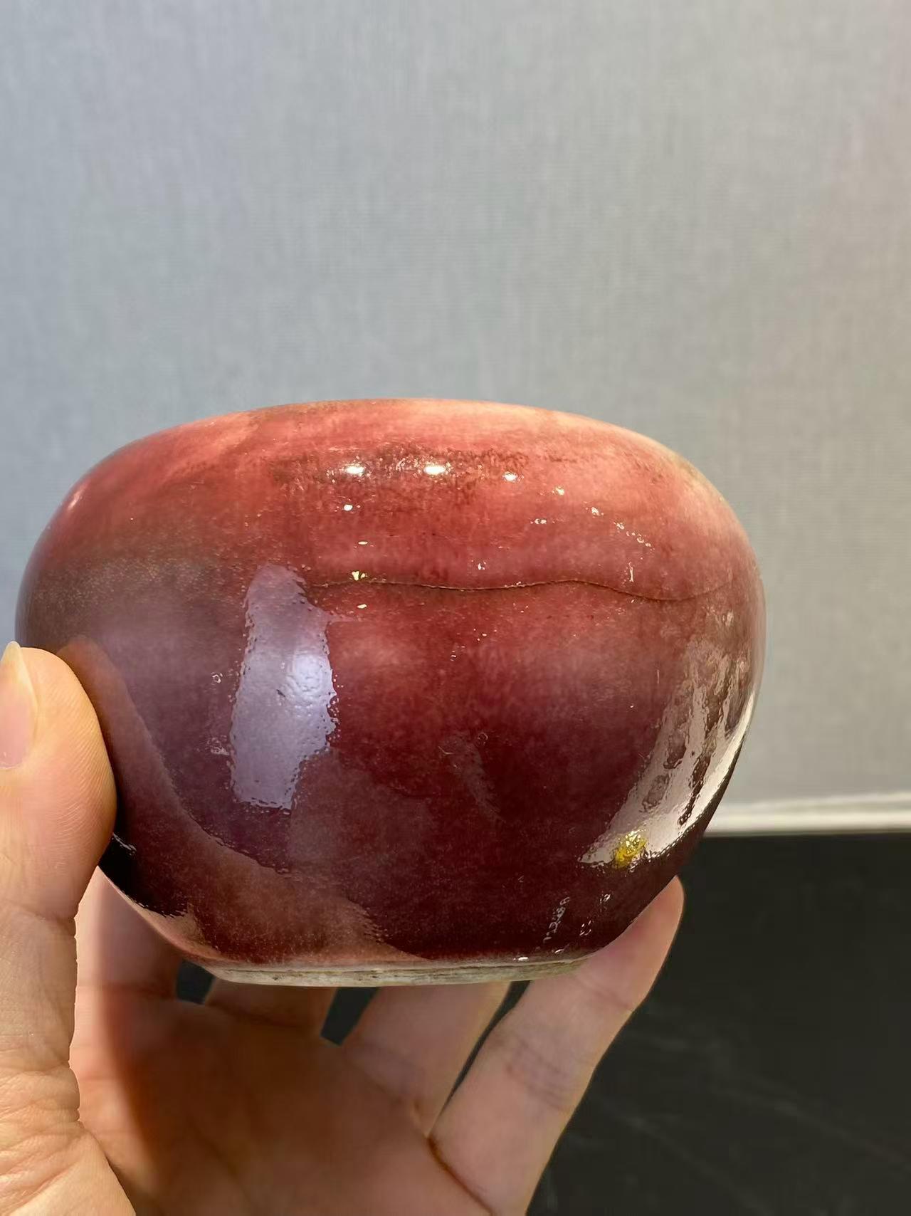 豇豆红釉苹果尊
