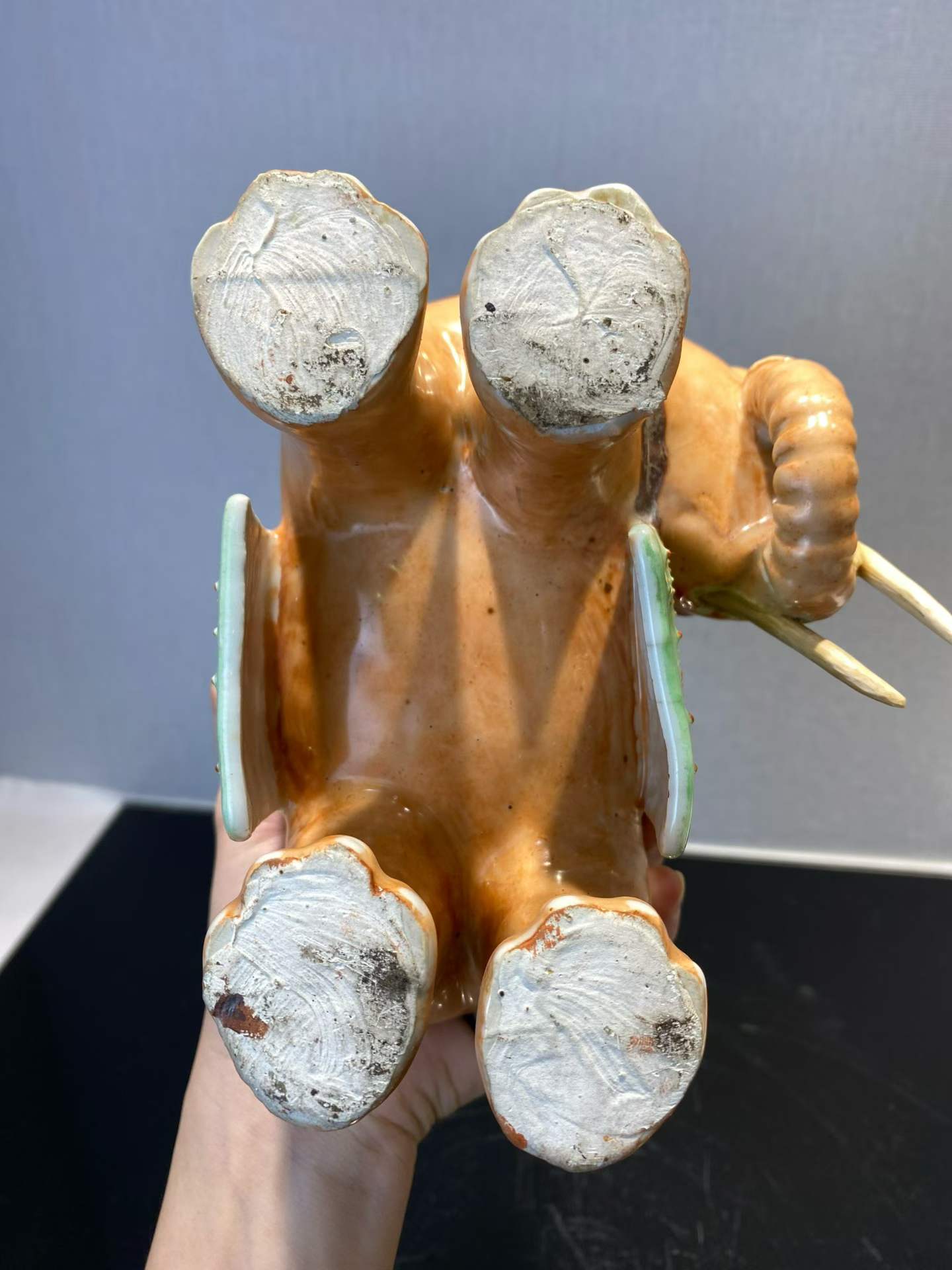 粉彩仿生瓷太平有象一对