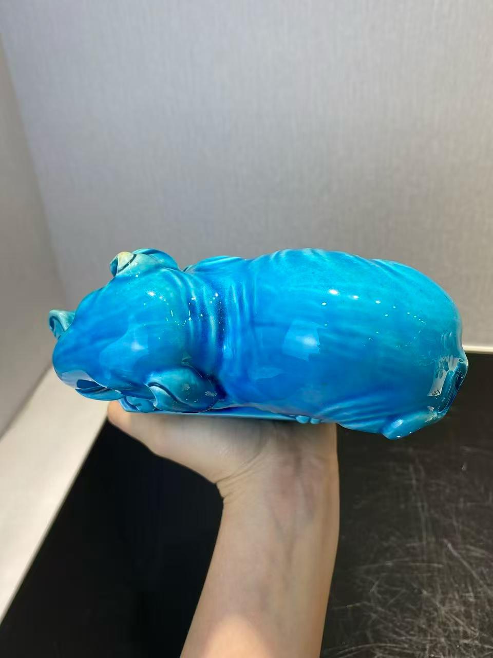 孔雀蓝釉太平有象一对
