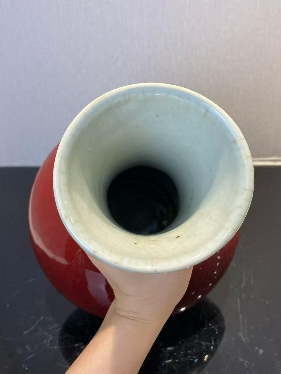 郎窑红釉荸荠瓶