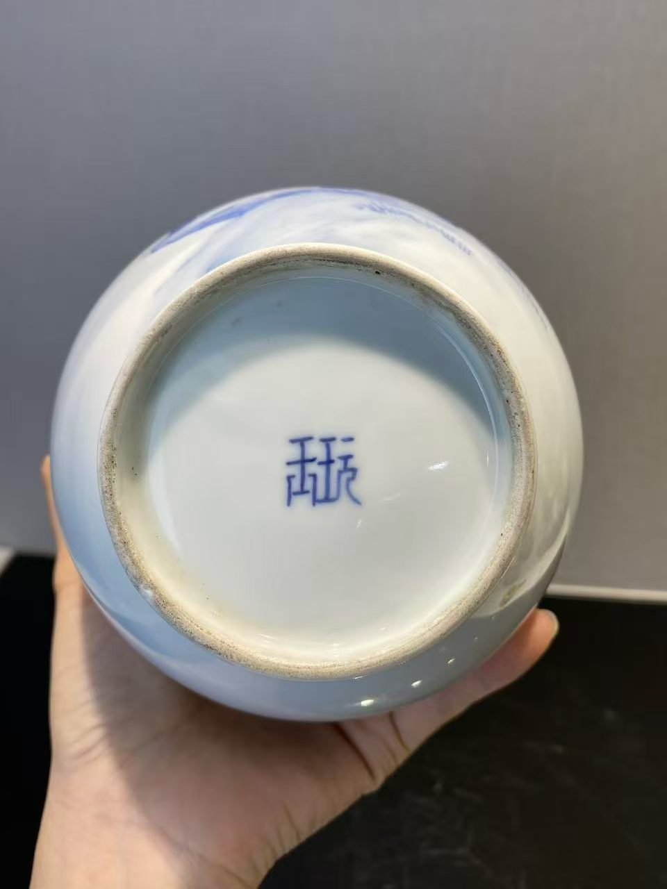 青花御马图玉壶春瓶