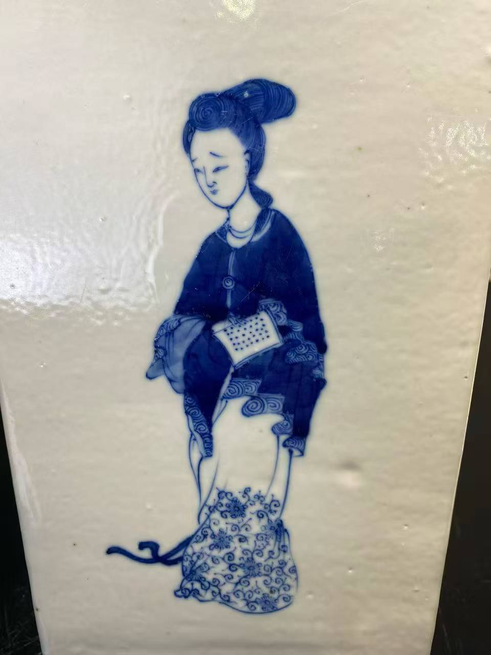 青花无双谱方瓶