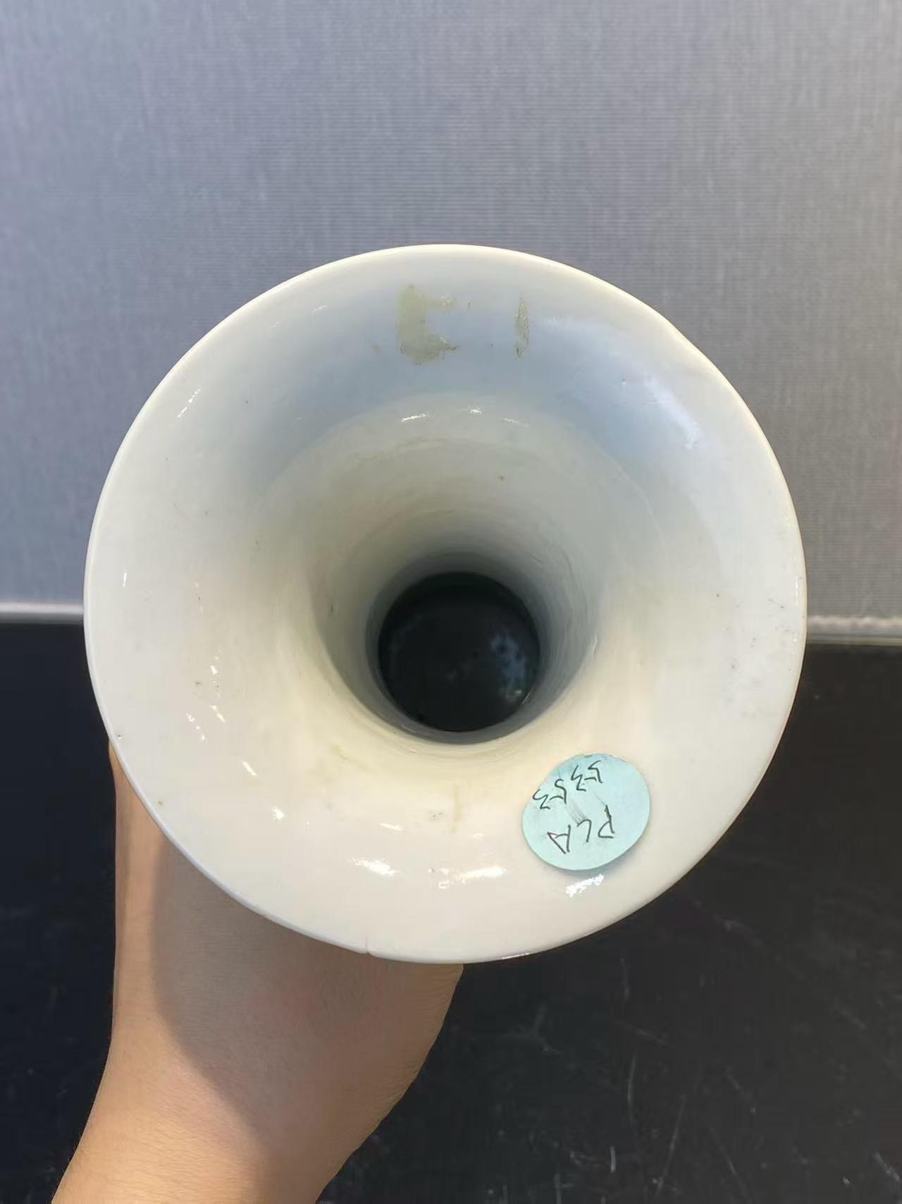 五彩携琴访友花觚